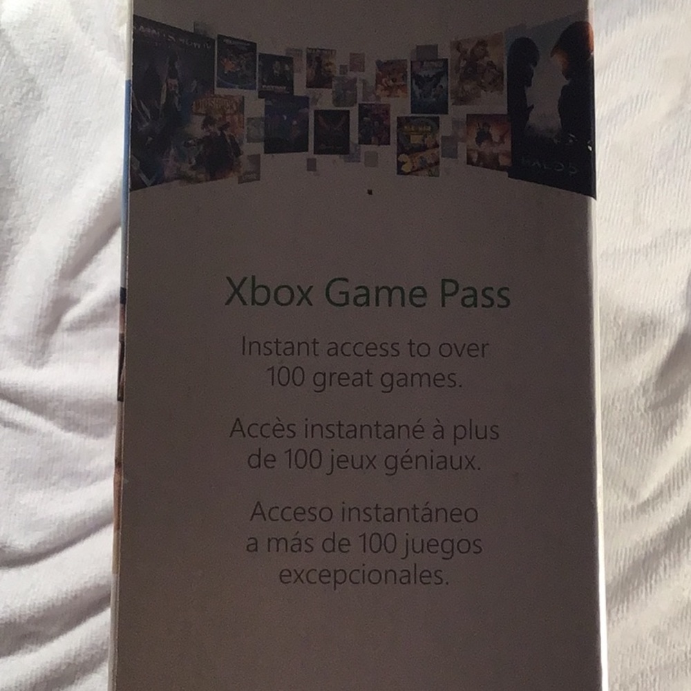 NEW X BOX S w FORTNITE & NBA2k20 - Picture 4 of 10